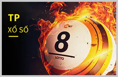 Một tay vợt quần vợt đang giao bóng mạnh mẽ trong giải Grand Slam, thể hiện sự tập trung và kịch tính của môn thể thao này